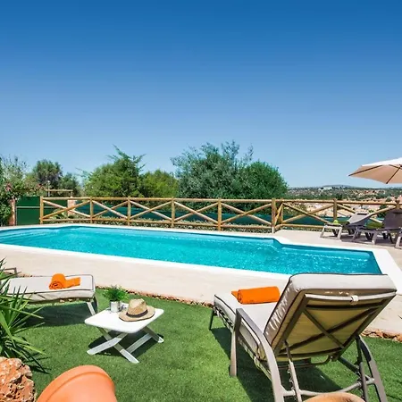Sleeps 4 Pool Air Con Wifi 빌라 알고스